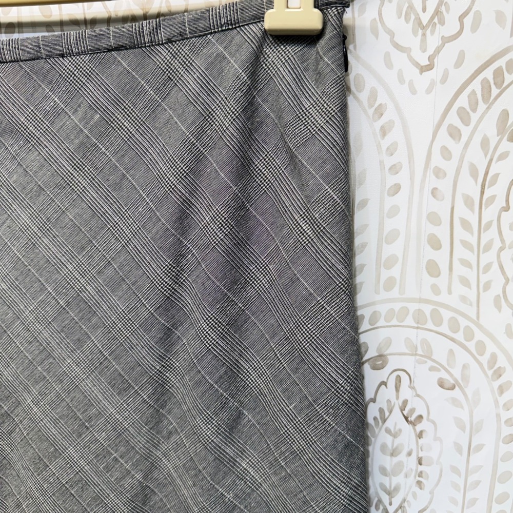 White House Black Market Skirt Womens 6 Grey Plaid Ruffle Flounce Hem Vintage - Picture 6 of 8